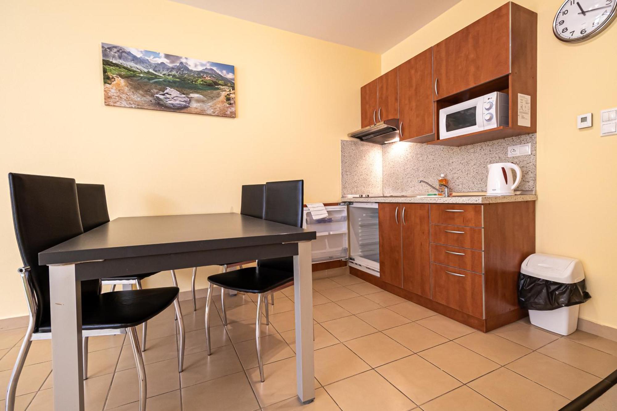 Fatrapark 2 Apartments Hrabovo - Hlavna Recepcia Ruzomberok Zimmer foto